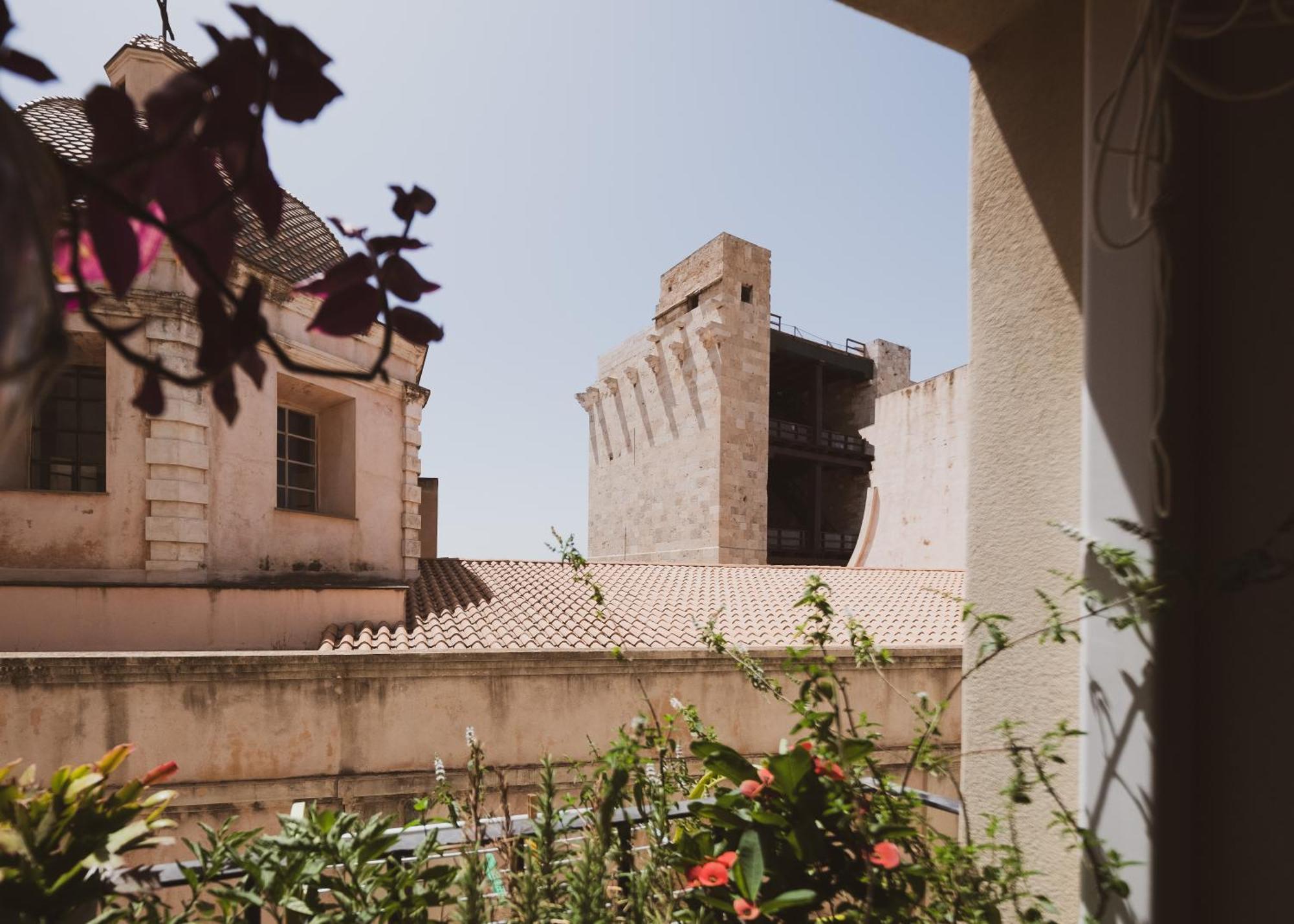 Love Tree Apartment Cagliari Exterior foto